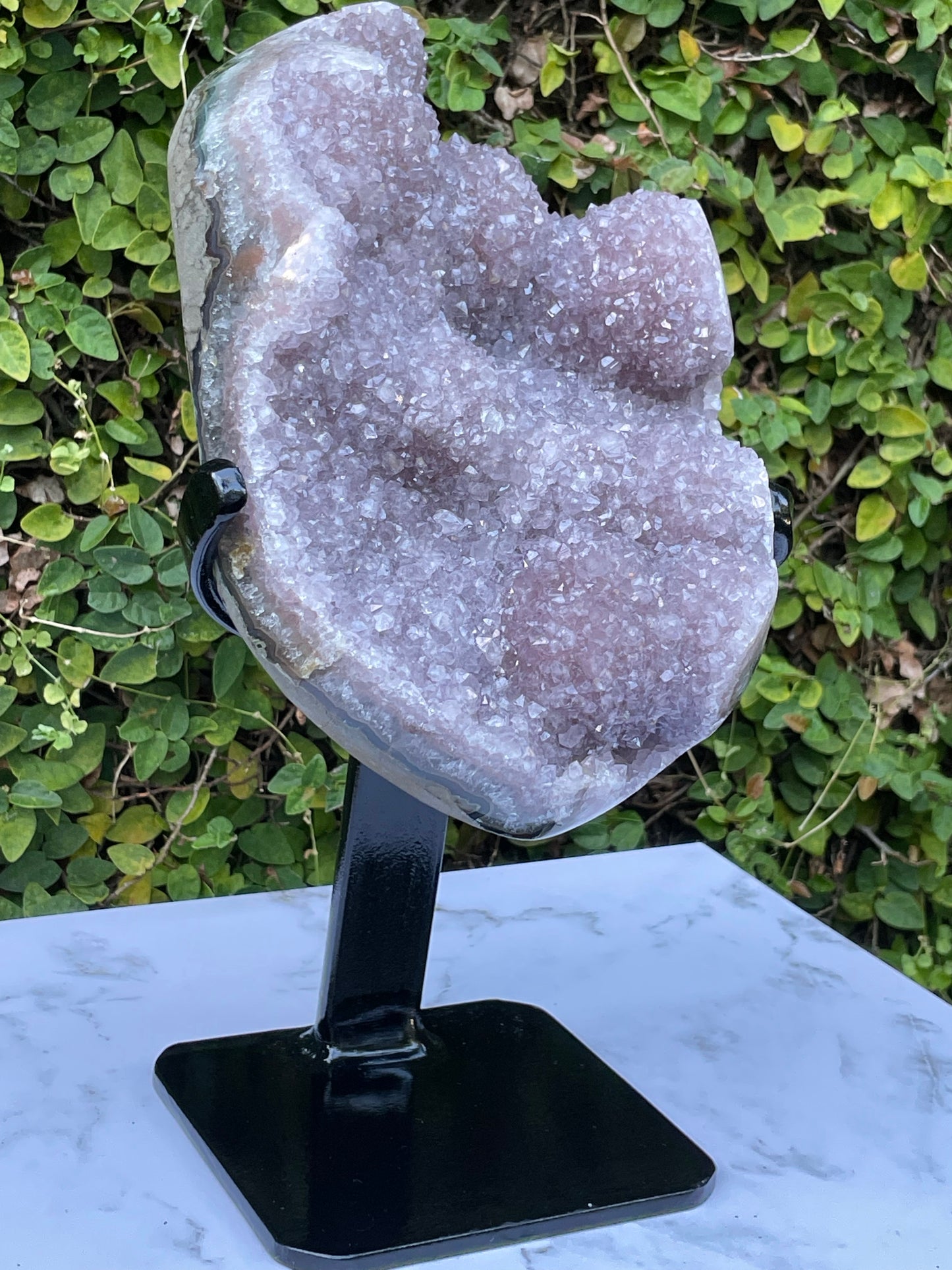 COLLECTOR'S LAVENDER AMETHYST STAND