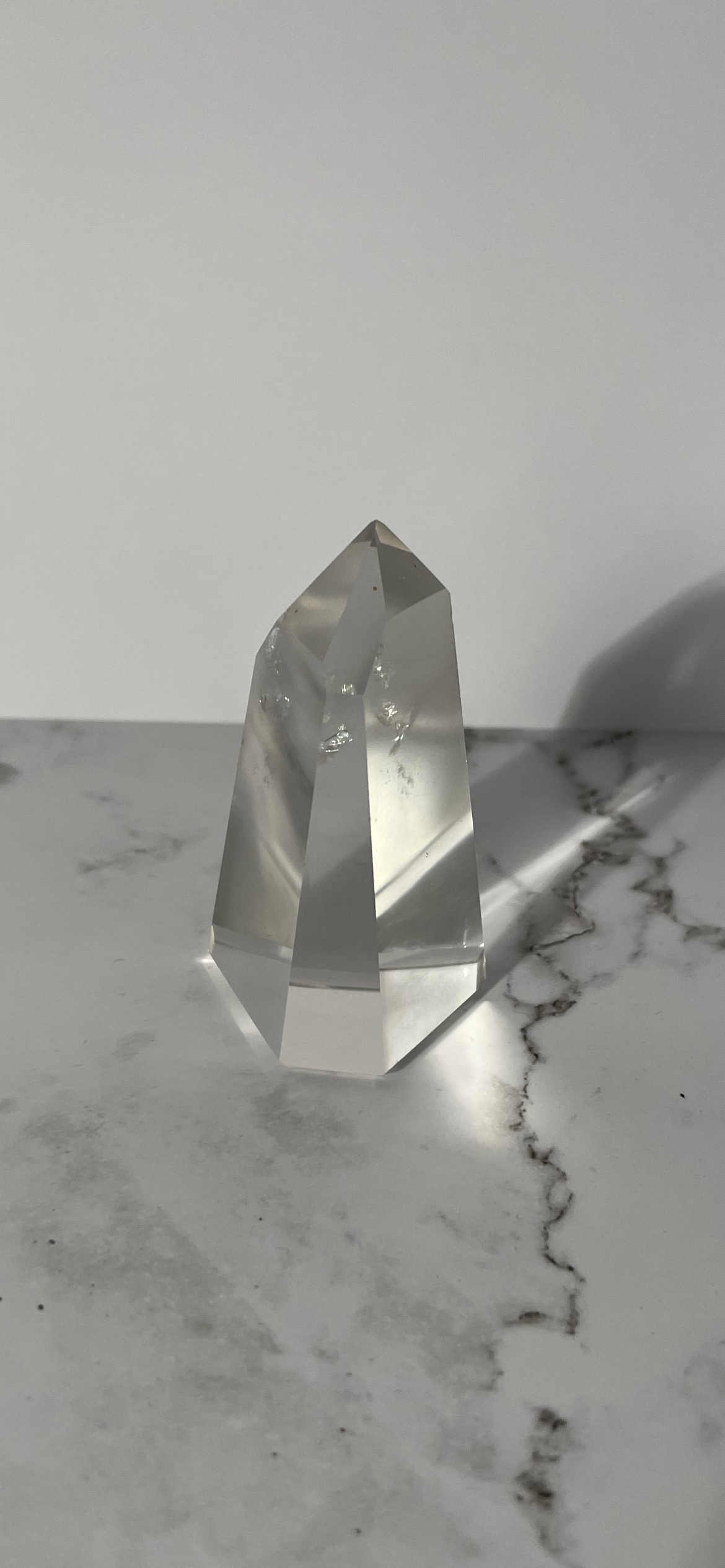 CLEAR CRYSTAL QUARTZ TOWER