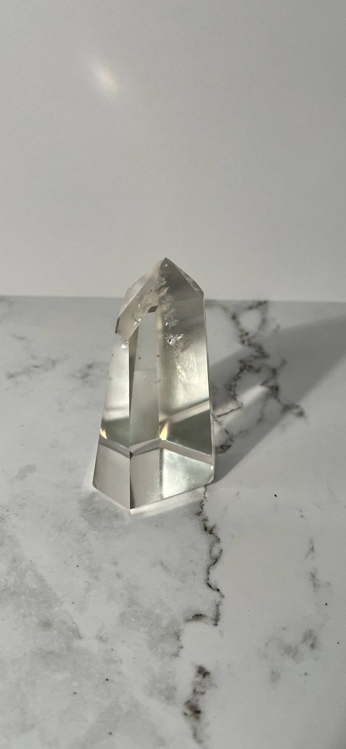 CLEAR CRYSTAL QUARTZ TOWER